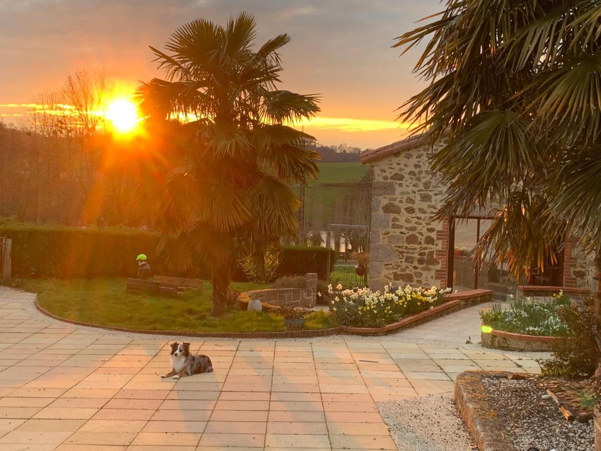 La Basse Monniere Bed & Breakfast Sevremont Exterior photo